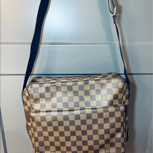 Louis Vuitton Naviglio Crossbody bag - Picture 5 of 12